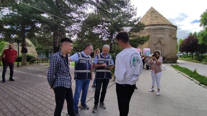 Niğde’de Düzensiz Göçmen Denetimi Yapıldı