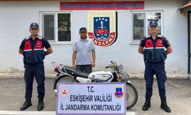 Motosiklet Hırsızlığı Şüphelisi 3 Kişi Yakalandı