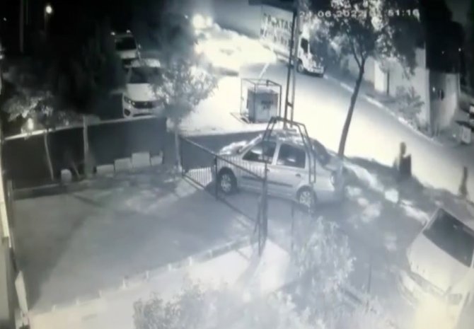 Kartal’da 67 Suç Kaydı Olan Kadın, Evden Çaldığı 8 Bin 665 Lira İle Yakalandı