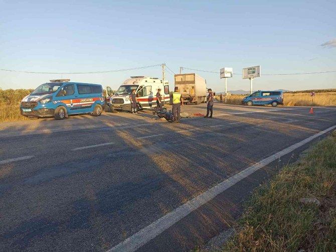 Dikili’de Feci Kaza: 1 Ölü, 1 Ağır Yaralı