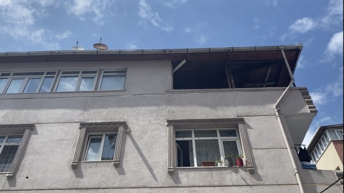 İ̇stanbul’da Çifte Ölüm: İ̇ki Arkadaş Yatakta Çıplak Ve Sarılmış Halde Bulundu