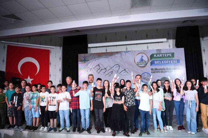 Genç Akademi’de Öğrencilere Sertifikaları Verildi