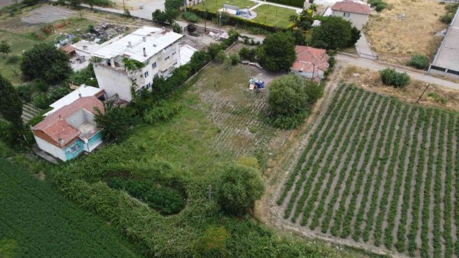 Bahçesine Ektiği Kenevirler Dronla Tespit Edildi