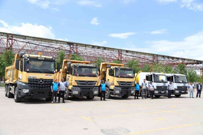Kocaeli Büyükşehir Belediyesi, Bartın’da Sel Felaketinin Yaralarını Sarıyor
