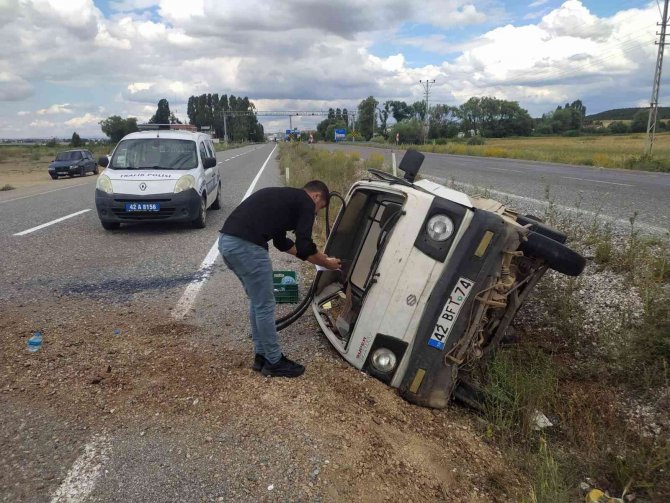 Kontrolden Çıkan Kamyonet Devrildi: 1 Yaralı