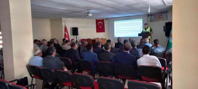 Jandarmadan Traktör Kullanımı Eğitimi