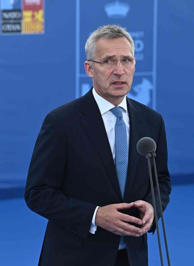 Stoltenberg: "Tarihi Kararlar Alacağız"