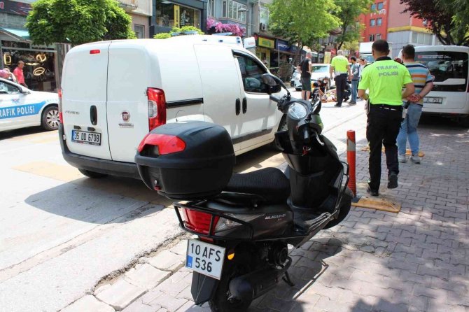 Bandırma’da Trafik Kazası: 2 Yaralı