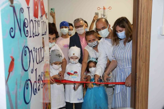 Hastanede Kanser Tedavisi Gören Çocuklara Oyun Odası