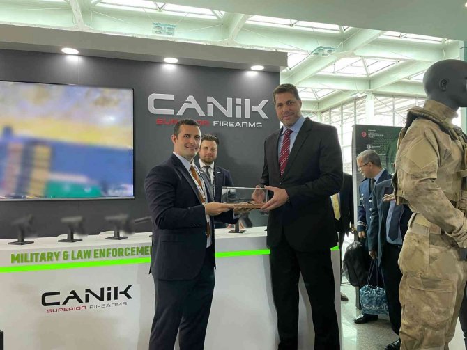 Türkiye’nin Gururu ’Canik M2 Qcb’, Sedec Fuarı’nda