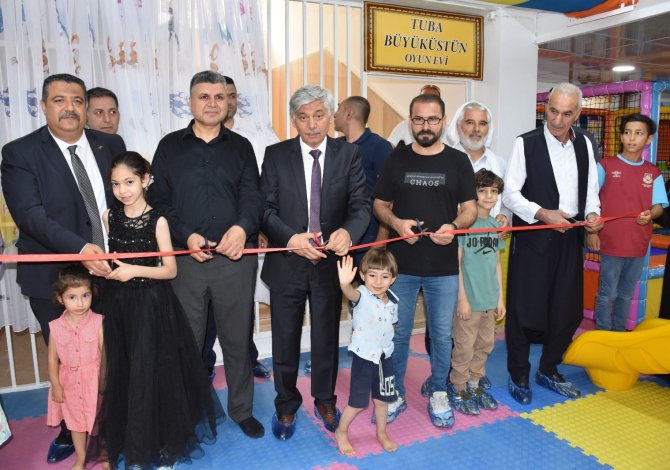 Ünlü Oyuncuya Doğum Günü Sürprizi