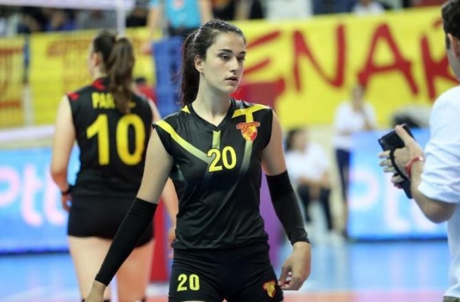 Niğde Belediyespor’un Bayan Voleybol Takımı Transferi Tamamladı