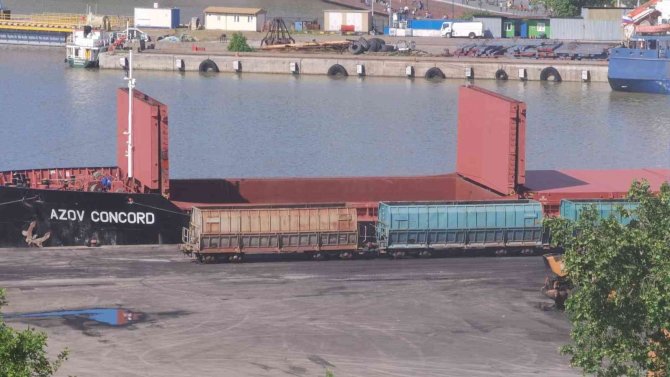 Ukrayna’da Mahsur Kalan Gemi Zonguldak Limanı’na Ulaştı