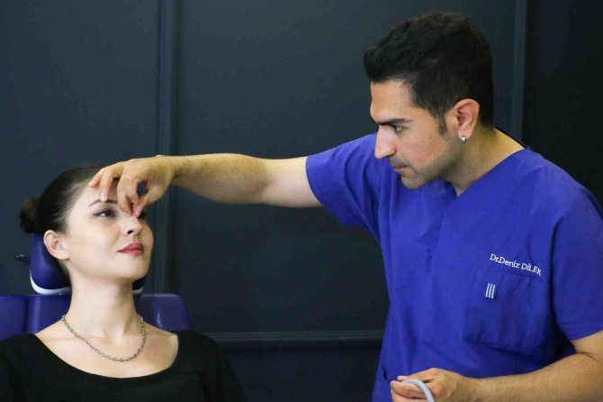 Yaz Mevsiminde Burun Estetiği Yaptırmak İsteyenlere Uzmanından Uyarı