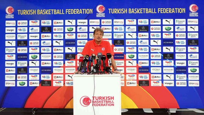 Ergin Ataman: "İ̇ngiltere Maçı Büyük Önem Taşıyor"