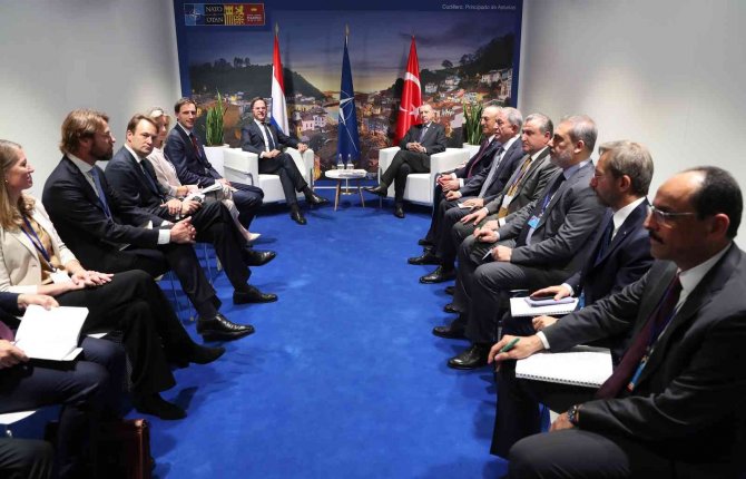 Cumhurbaşkanı Erdoğan, Hollanda Başbakanı Rutte İle Görüştü