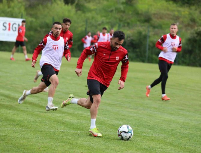 Sivasspor Yeni Sezon Öncesi Güç Depoluyor