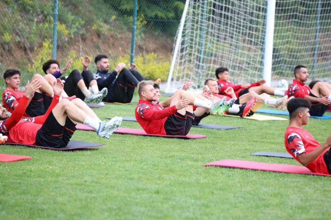 Sivasspor’da Yeni Sezon Hazırlıkları Devam Ediyor
