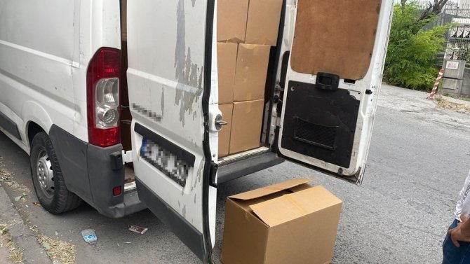 İ̇stanbul’da Tütün Kaçakçılarına Büyük Operasyon: 9 Gözaltı