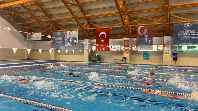 Aydın’da Yüzme Bilmeyen Kalmayacak