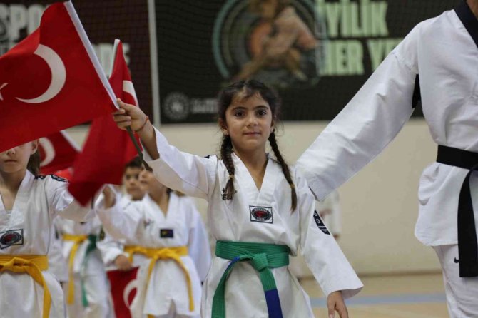 Muğla’da 15 Bin Genç Sporla Buluşuyor