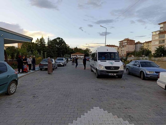 Genç Pehlivanlar Kırpınar’a Katılmak İçin Yola Çıktılar
