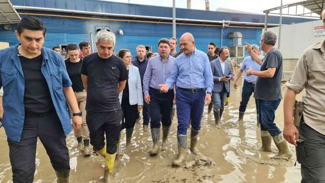 Bakan Soylu, Bartın’da Selin Ardından Temizlik Çalışmalarını İnceledi