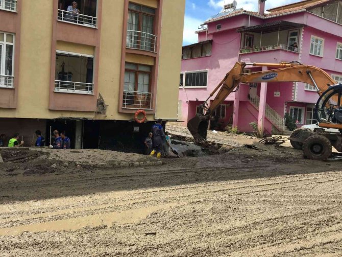 Çınarcık’tan Kastamonu’ya Destek Ekibi
