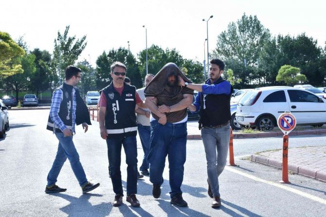 Kurban Bayramı Öncesi Besicilik Yapan Köylüyü Dolandıran Çete Çökertildi