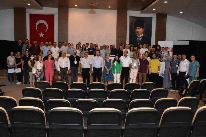 Acil Servis Çalışanlarına İletişim Ve Empati Eğitimi