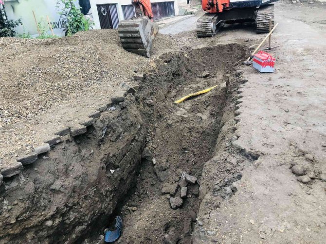 Yol Çalışmasında Doğalgaz Borusu Patladı