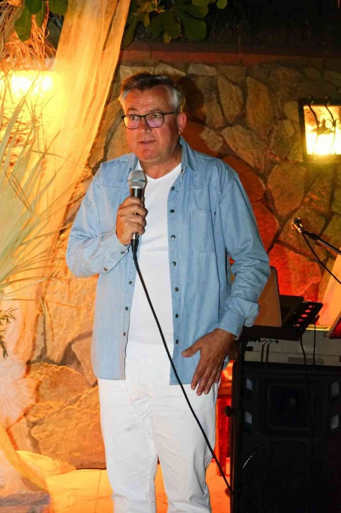 Prof Dr. Abdullah Soykan Turizmcilere ’İ̇da Madra Jeopark’ Çalışmaları Hakkında Bilgi Verdi