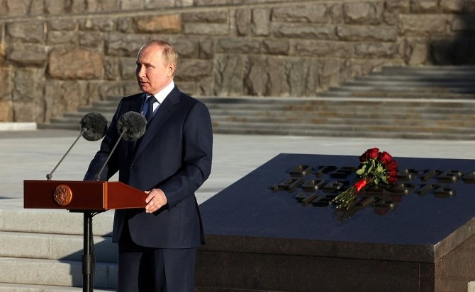 Rusya Devlet Başkanı Putin: “Kolektif Batı Kendini Tuzağa Düşürdü”