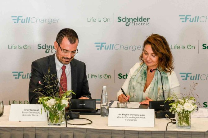 Schneider Electric Türkiye Ve Fullcharger’dan İşbirliği