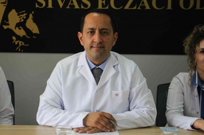 Eren “Her 2 Eczaneden Birisi Kapanma Tehlikesinde”