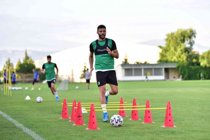 Denizlispor Yeni Sezon Öncesi Güç Depoluyor