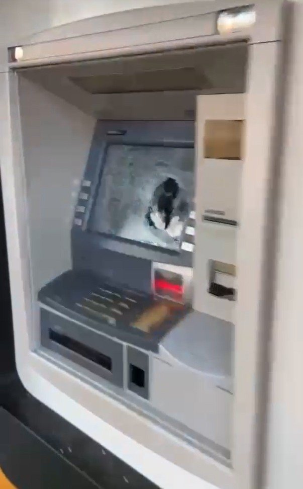Yalova’da 6 Atm’ye Çekiçli Saldırı