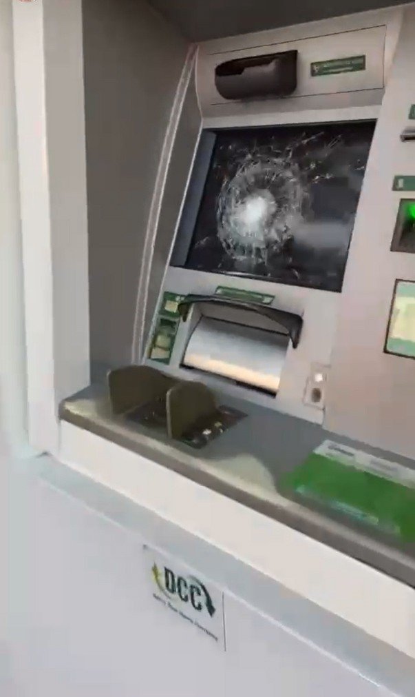 Yalova’da 6 Atm’ye Çekiçli Saldırı