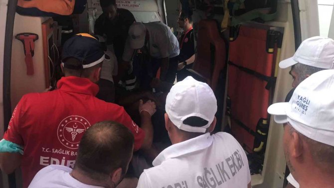 Sakatlanan Pehlivan Hastaneye Kaldırıldı