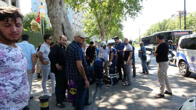 Düşürdüğü Çakmağı Almak İçin Yola Atlayan Kişi Motosikletin Altında Kaldı