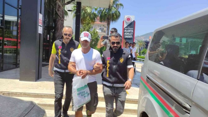 Kasten Öldürme Suçundan Aranan Firari Alanya’da Yakalandı