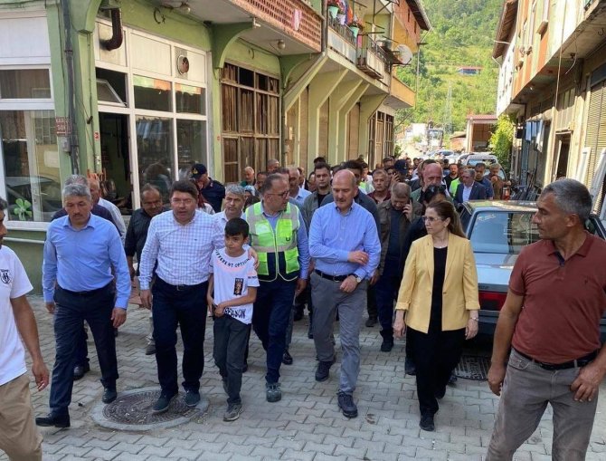 Bakan Soylu’nun Sel Bölgesindeki İncelemeleri Devam Ediyor