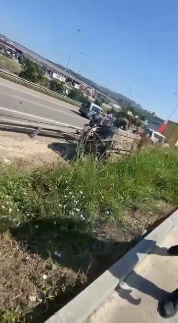 Bursa Otobanında Feci Kaza: 2 Yaralı