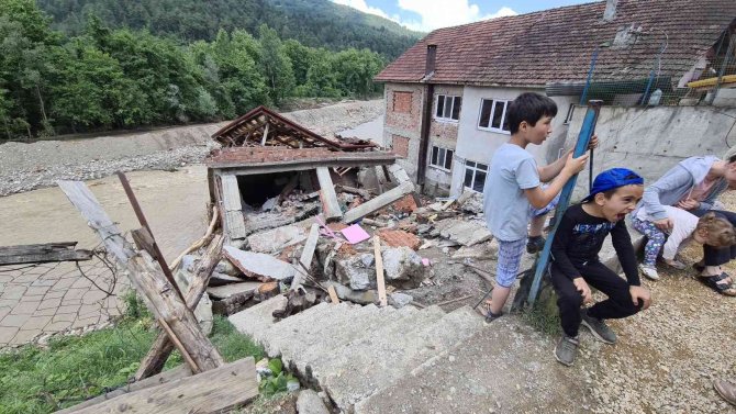 Bakan Murat Kurum’dan 6 İl İçin Yağış Uyarısı
