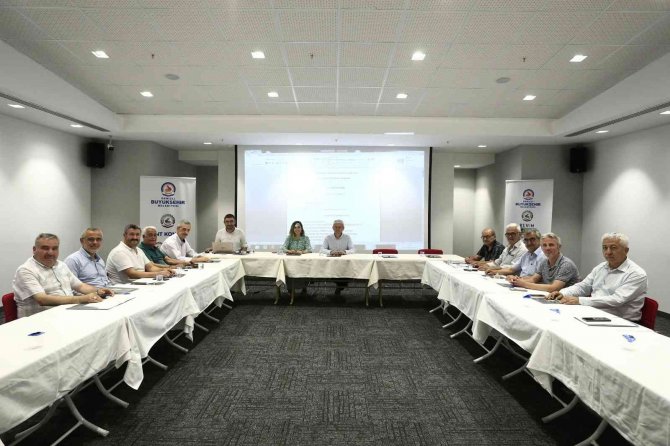 Meclisleri Kurulan Muhtarlar Bir Araya Geldi