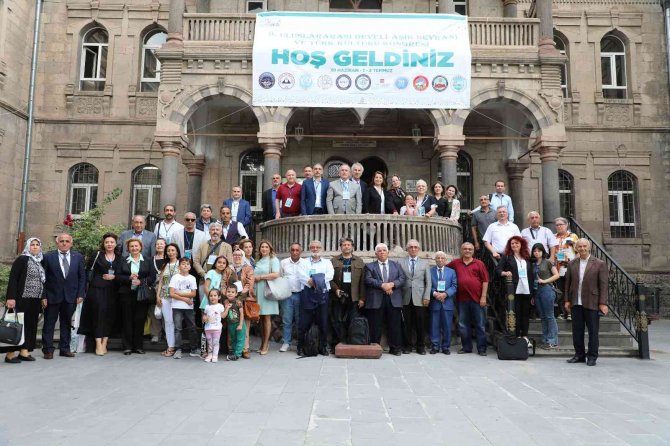 3. Uluslararası Develi-âşık Seyrani Ve Türk Kültürü Kongresi Başladı
