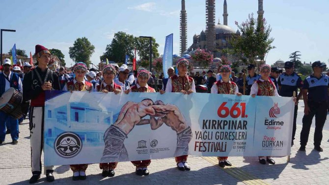 Kırkpınar Ağası Davul-zurna Eşliğinde Törenle Karşılandı