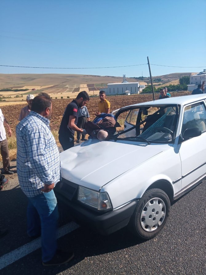 Elazığ’da Otomobilin Çarptığı Yaya Yaralandı