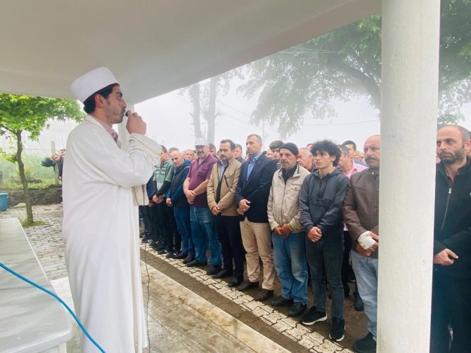 Ağabeyinin Yanlışlıkla Vurduğu Emirhan Toprağa Verildi