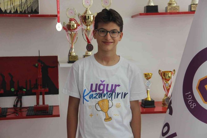Şanlıurfa Uğur Okulları Öğrencisi Türkiye Birincisi Oldu